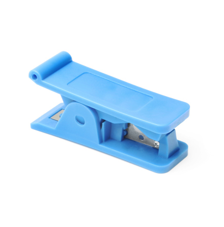 Tube cutter for vacuum tubing